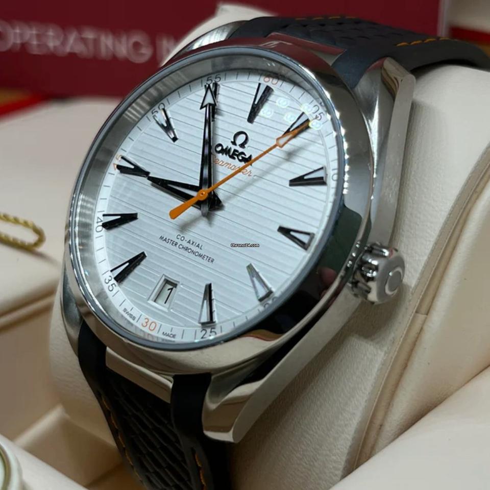 Omega Seamaster Aqua Terra NEW 2024 Seamaster Aqua Terra White Dial 220.12.41.21.02.002