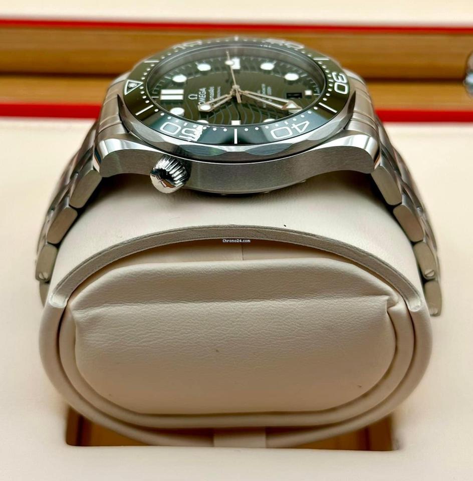 Omega Seamaster Diver 300 M NEW 2024 Seamaster Professional 300m 42mm GREEN DIAL