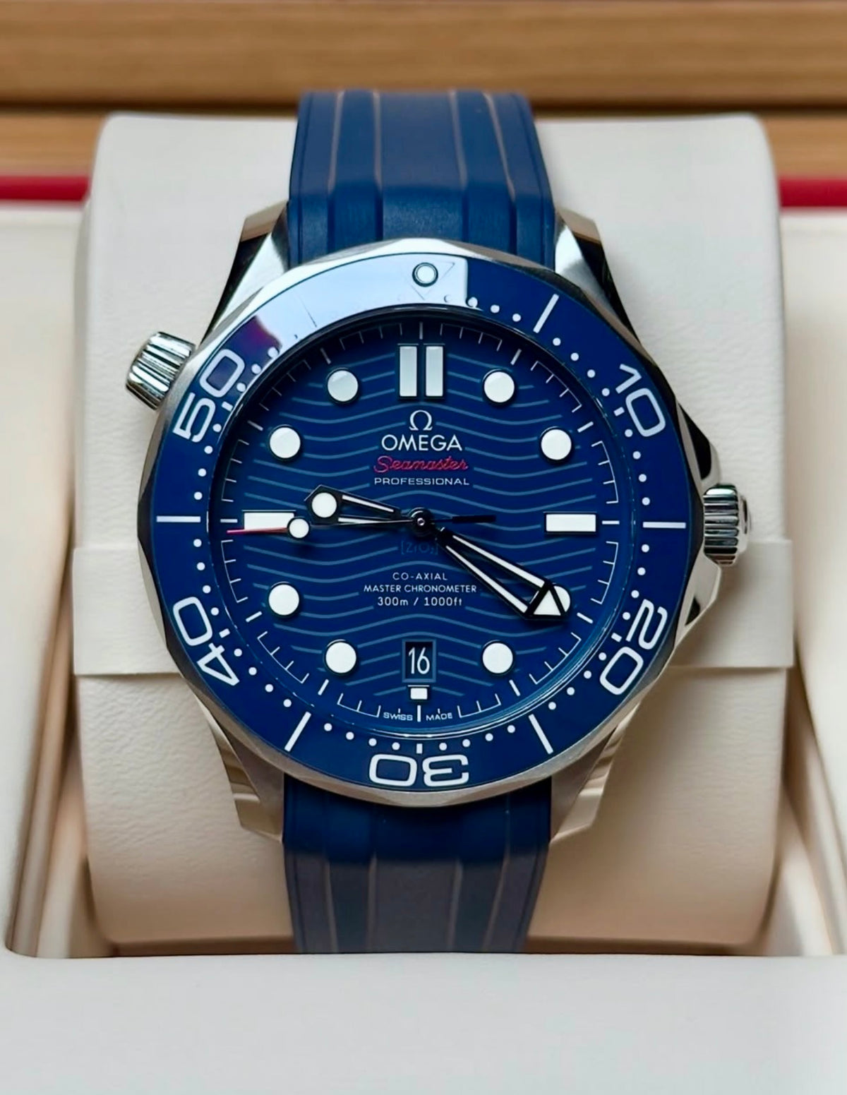 Omega Seamaster Diver 300M Blue Dial Rubber Strap 210.32.42.20.03.001