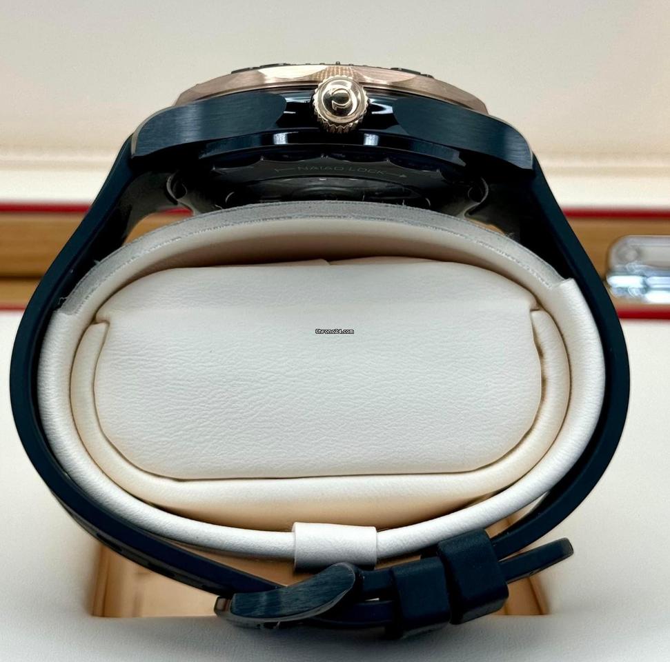 Omega Seamaster Diver 300 M NEW 2024 Seamaster Diver 300m CERAMIC and SEDNA GOLD Master Chronometer