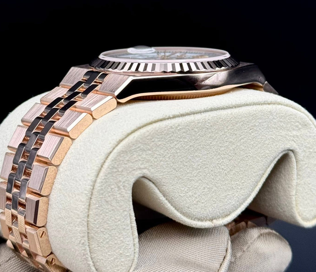 Rolex Land-Dweller 40 Everose Gold Intense White Honeycomb Motif Dial Fluted Bezel Flat Jubilee Bracelet 127335 - 2025