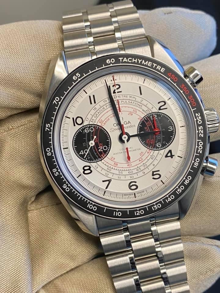 Omega Speedmaster Chronoscope Silver and Black Dial 329.30.43.51.02.002 - product image 1 of 1