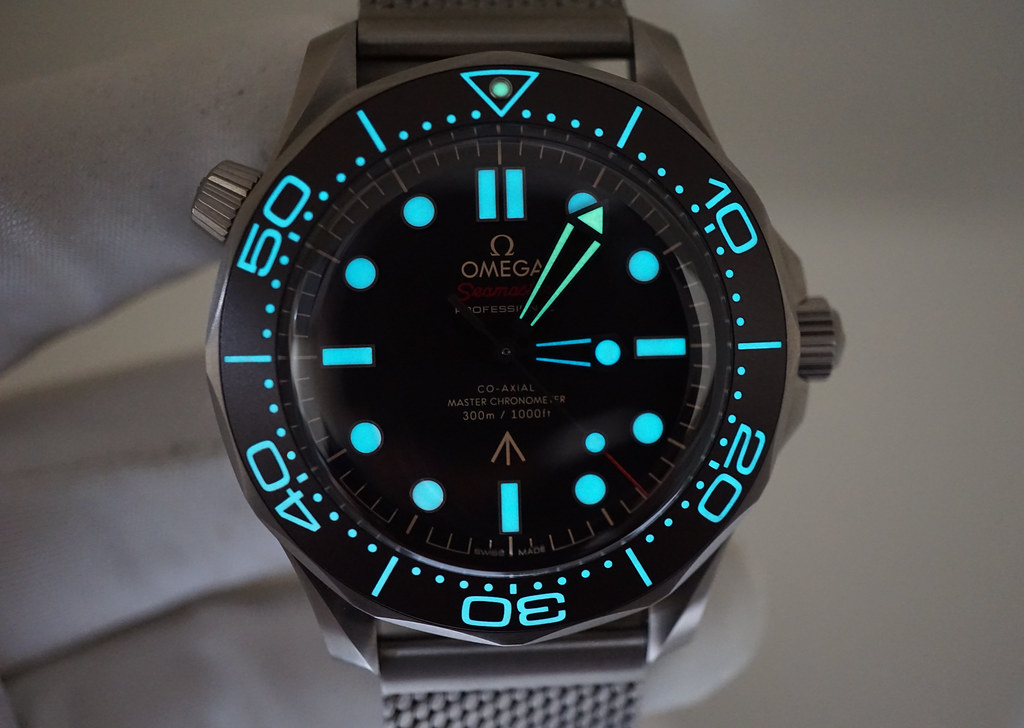 Omega Seamaster Diver 300M James Bond 007 'No Time to Die' Ref: 210.90.42.20.01.001 *NEW*