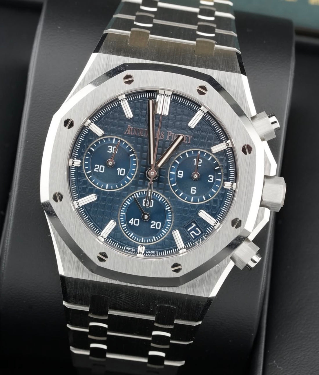 Audemars Piguet Royal Oak Chronograph 26240ST.OO.1320ST.05 Blue Dial UNWORN 2025
