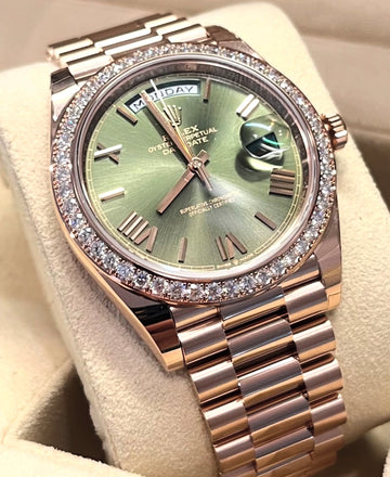 Rolex Day-Date 40 UNWORN 2025 Day-Date 40 Olive Dial FACTORY DIAMOND BEZEL 228345RBR