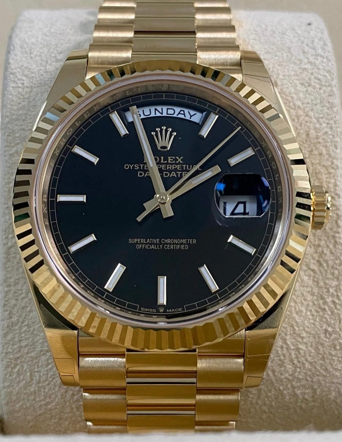 Rolex Day-Date 40 UNWORN 2025 Day-Date 40 BLACK INDEX DIAL 228238