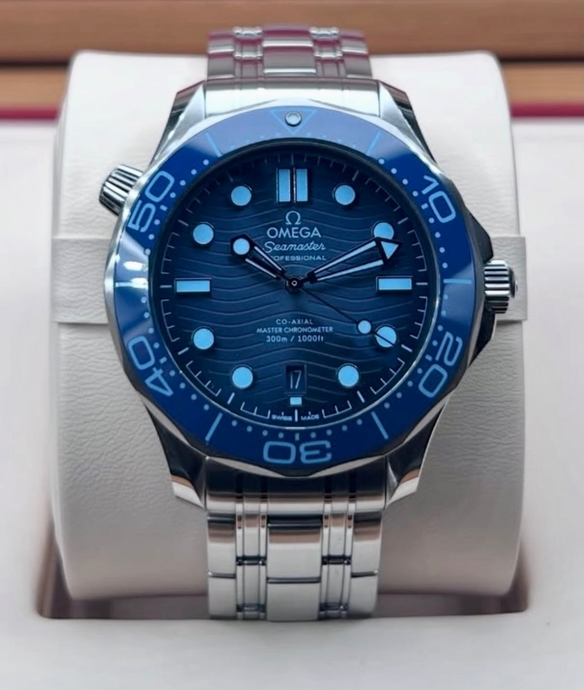 Omega Seamaster Diver 300M Summer Blue 210.30.42.20.03.003