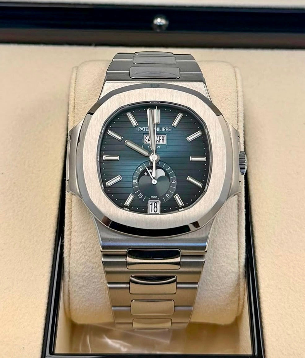 Patek Philippe Nautilus Annual Calendar Moon Phases Blue-Gray Dial 5726/1A-014 Unworn