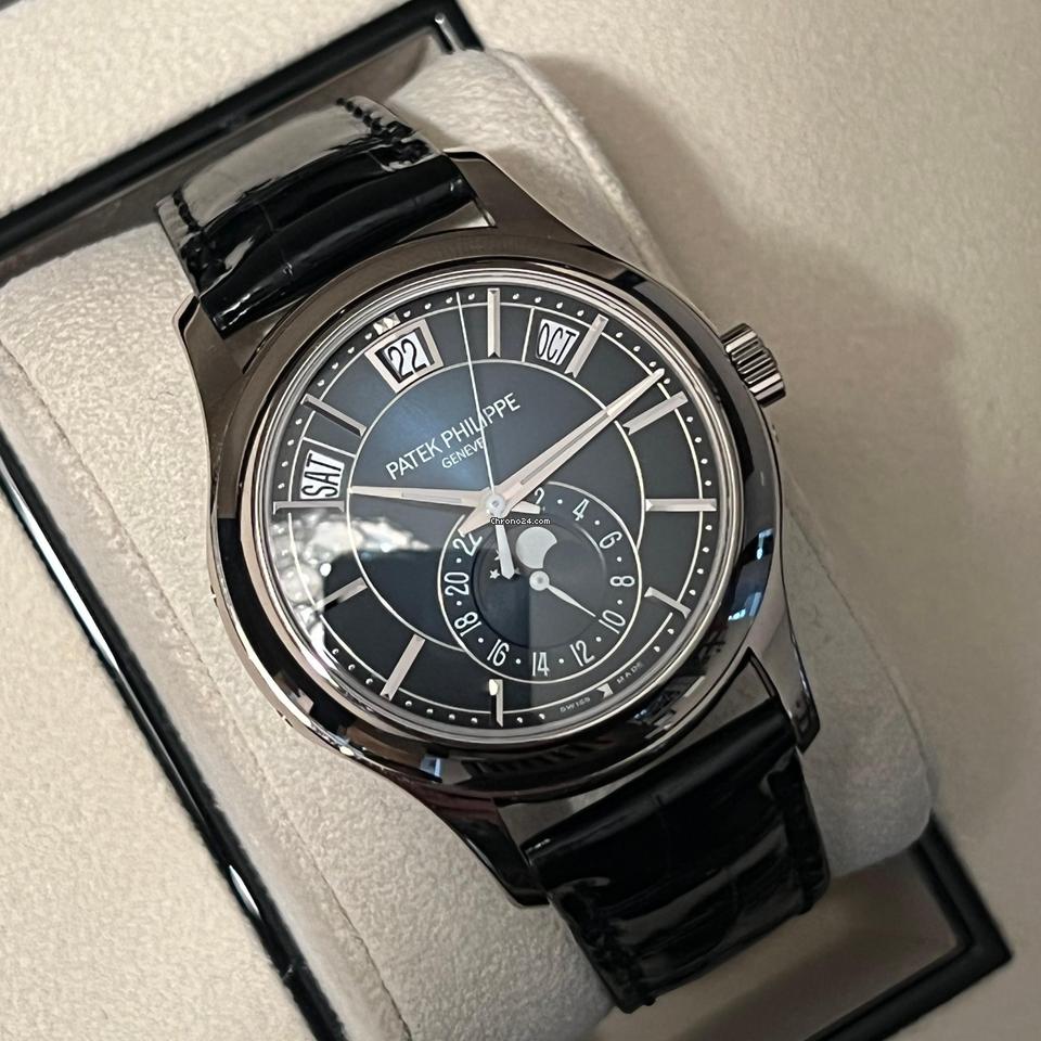 Patek Philippe Annual Calendar NEW 2022 Annual Calendar 5205G Blue Dial