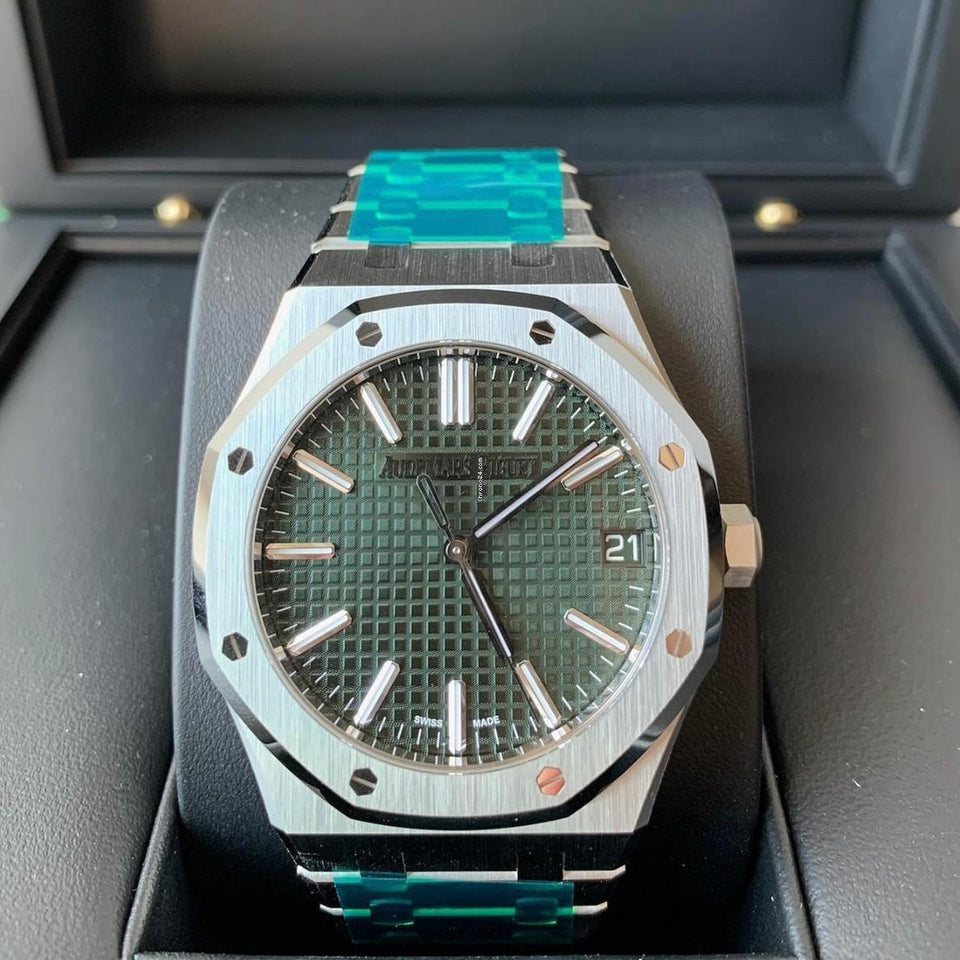 Audemars Piguet Royal Oak Selfwinding Green Dial 15510ST.OO.1320ST.09