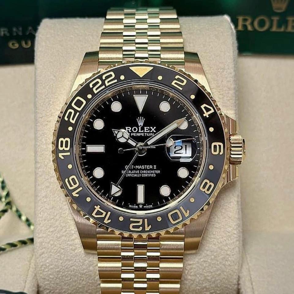 Rolex GMT-Master II ref. 126718GRNR in yellow gold with black-and-grey Cerachrom bezel and Jubilee bracelet, straight-on front view