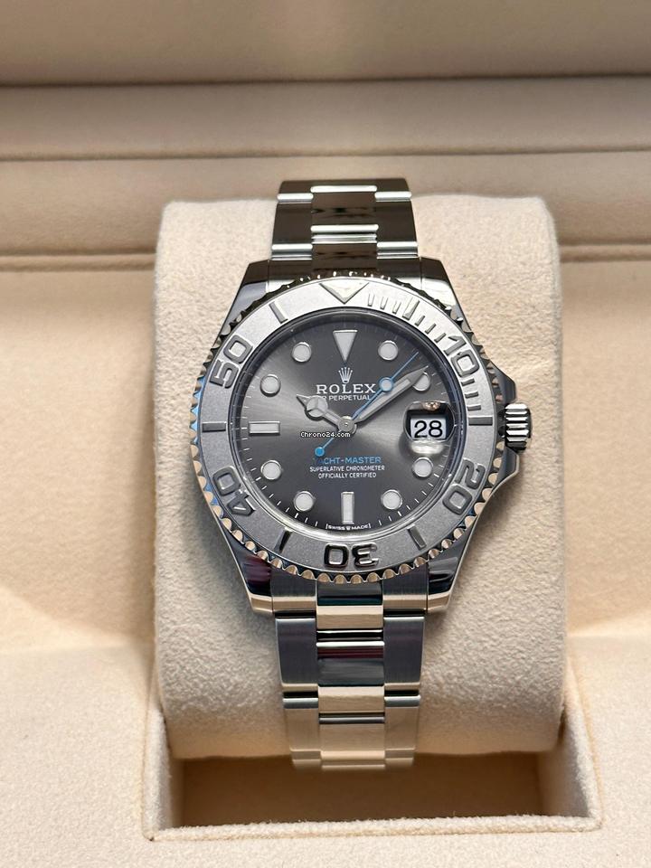 Rolex Yacht-Master 37 ref. 268622 with slate dial, platinum bezel and Oyster bracelet, straight-on front view