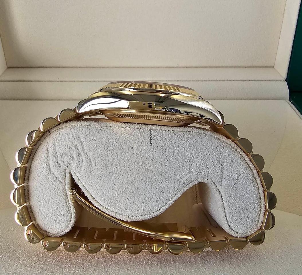 Rolex Day-Date 36 NEW 2023 Day-Date 36 Mother of Pearl Diamond 128238