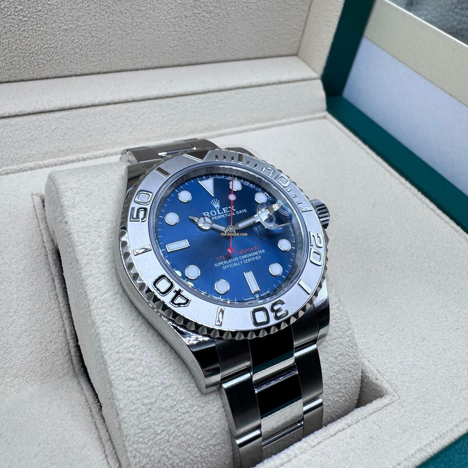 Rolex Yacht-Master 40 ref. 126622 with blue dial, platinum bezel and Oyster bracelet, front view in the presentation box