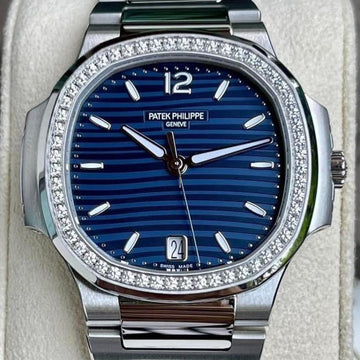 Patek Philippe Nautilus NEW 2023 Nautilus 7118/1200A FACTORY DIAMOND