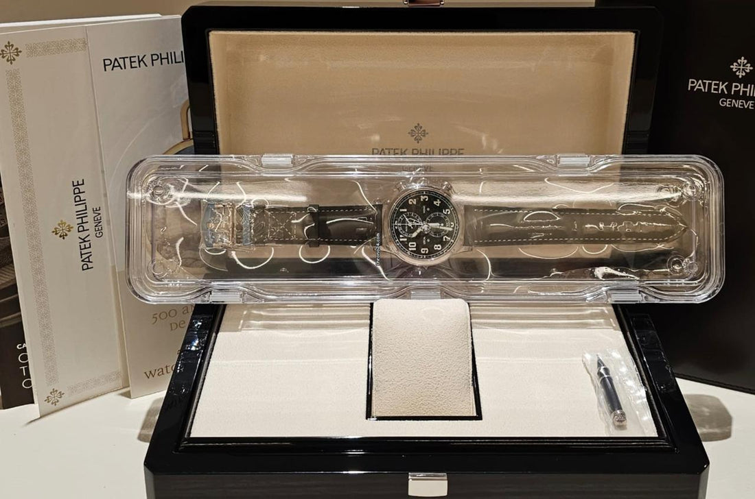 Patek Philippe Calatrava NEW 2024 Calatrava Pilot Travel Time Chronograph 18KT WHITE GOLD 5924G GREEN DIAL