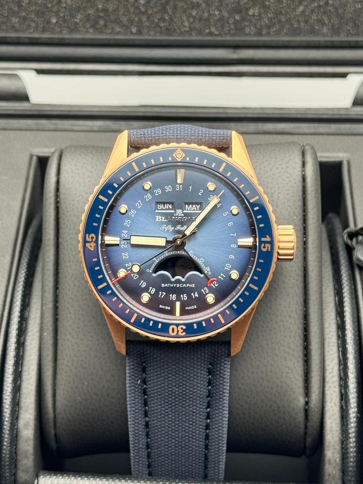 Blancpain Fifty Fathoms Bathyscaphe UNWORN 2024 Fifty Fathoms Bathyscaphe Quantième Complet Phases 5054 3640 O52B - product image 4 of 15