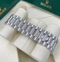 Rolex Day-Date 40 228236 President bracelet and concealed Crownclasp detail