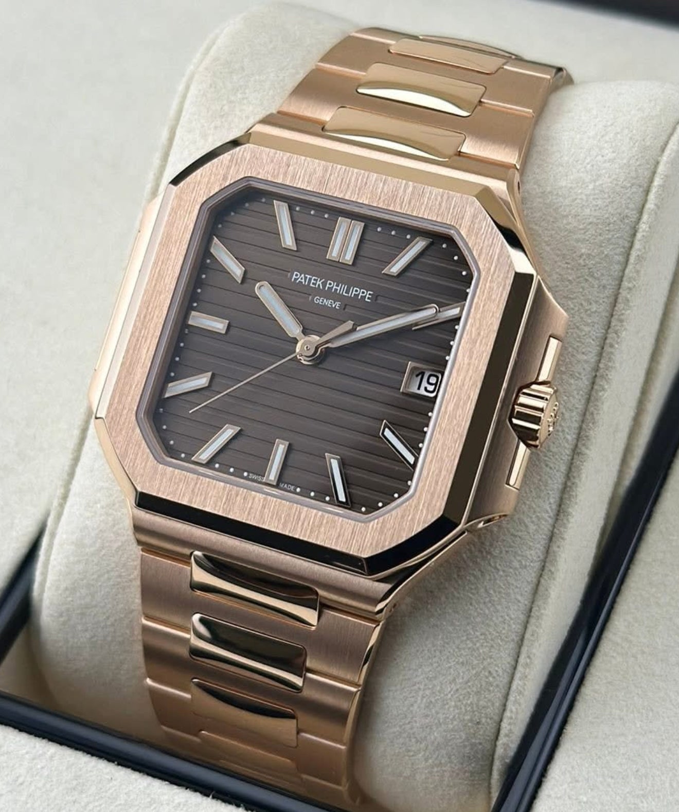 Patek Philippe Cubitus Rose Gold Brown Dial 40mm -  7128/1R-001 - 2025