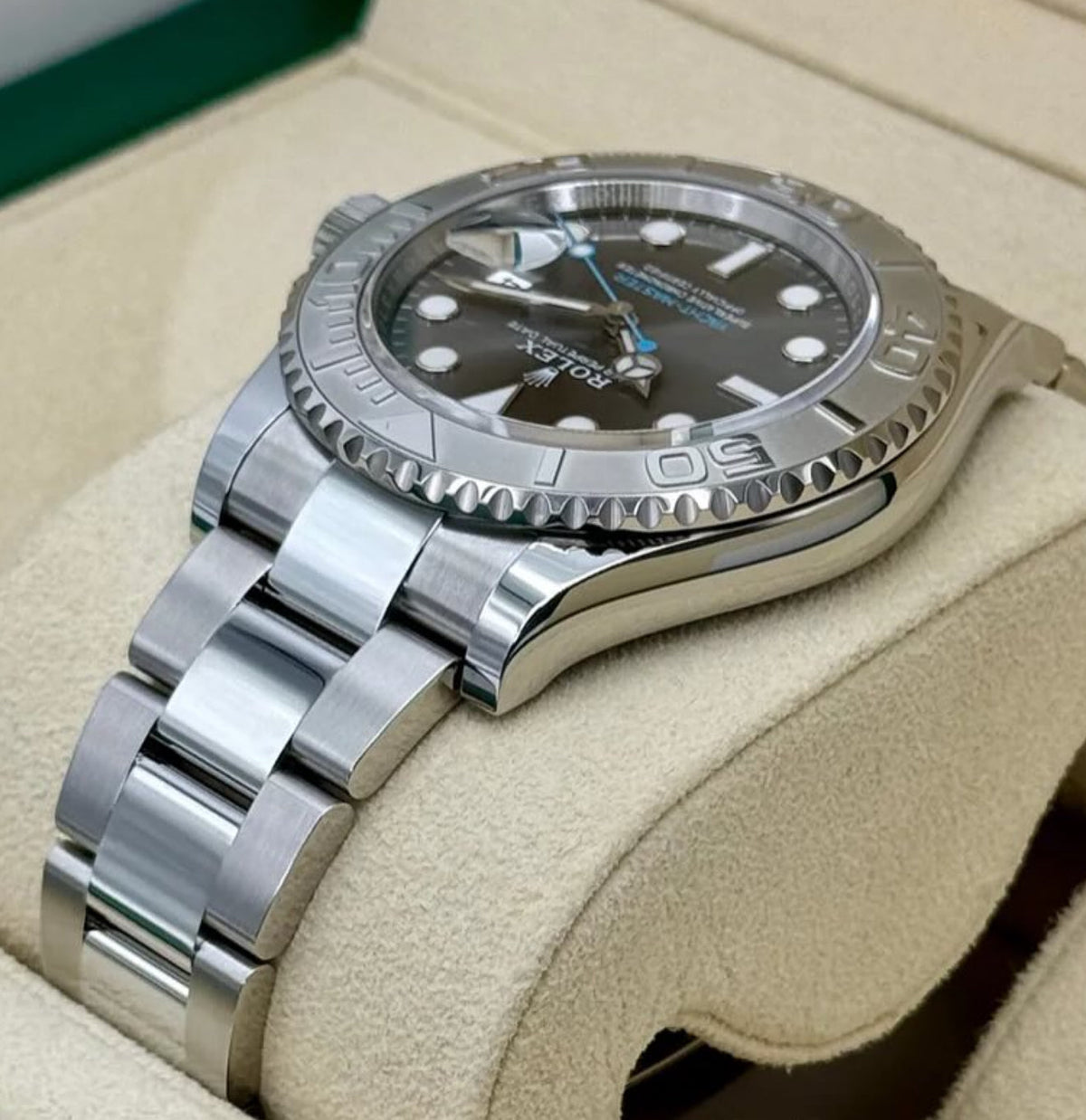 Rolex Yacht-Master 40 ref. 126622 with slate dial, platinum bezel and Oyster bracelet, low right-angled front view