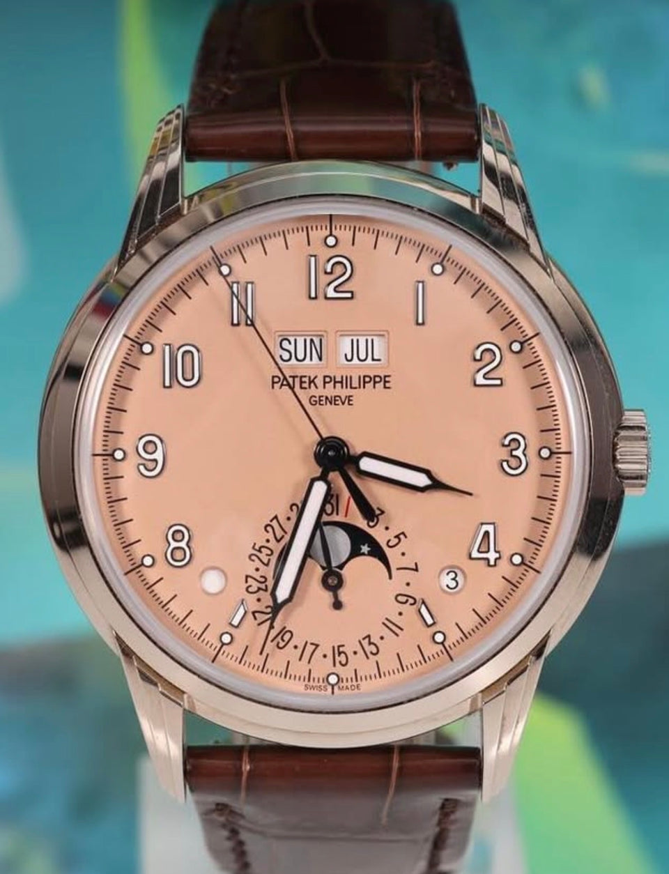 Patek Philippe Perpetual Calendar 5320G-011 Salmon Dial UNWORN 2024 - product image 1 of 7