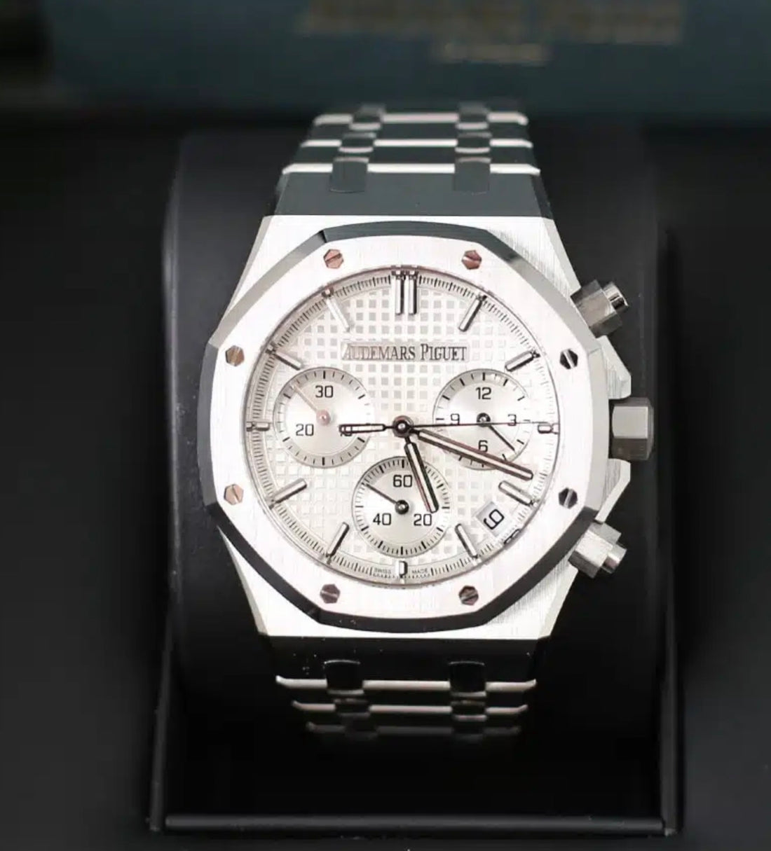 Audemars Piguet Royal Oak Selfwinding Chronograph 26240ST.OO.1320ST.07 Silver Dial UNWORN 2025
