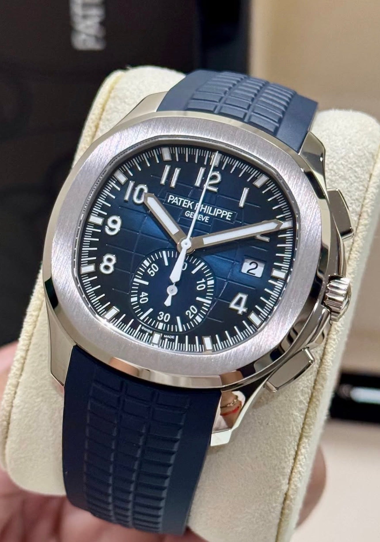 Patek Philippe Aquanaut Chronograph 5968G-001 blue dial and pushers, three-quarter view