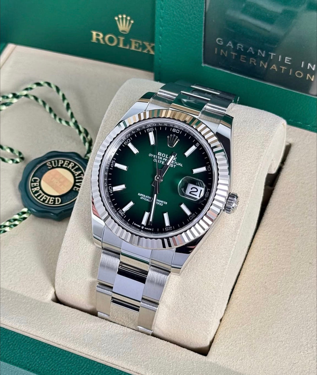 Rolex Datejust 41 OMBRÉ GREEN OYSTER 126334 UNWORN 2026