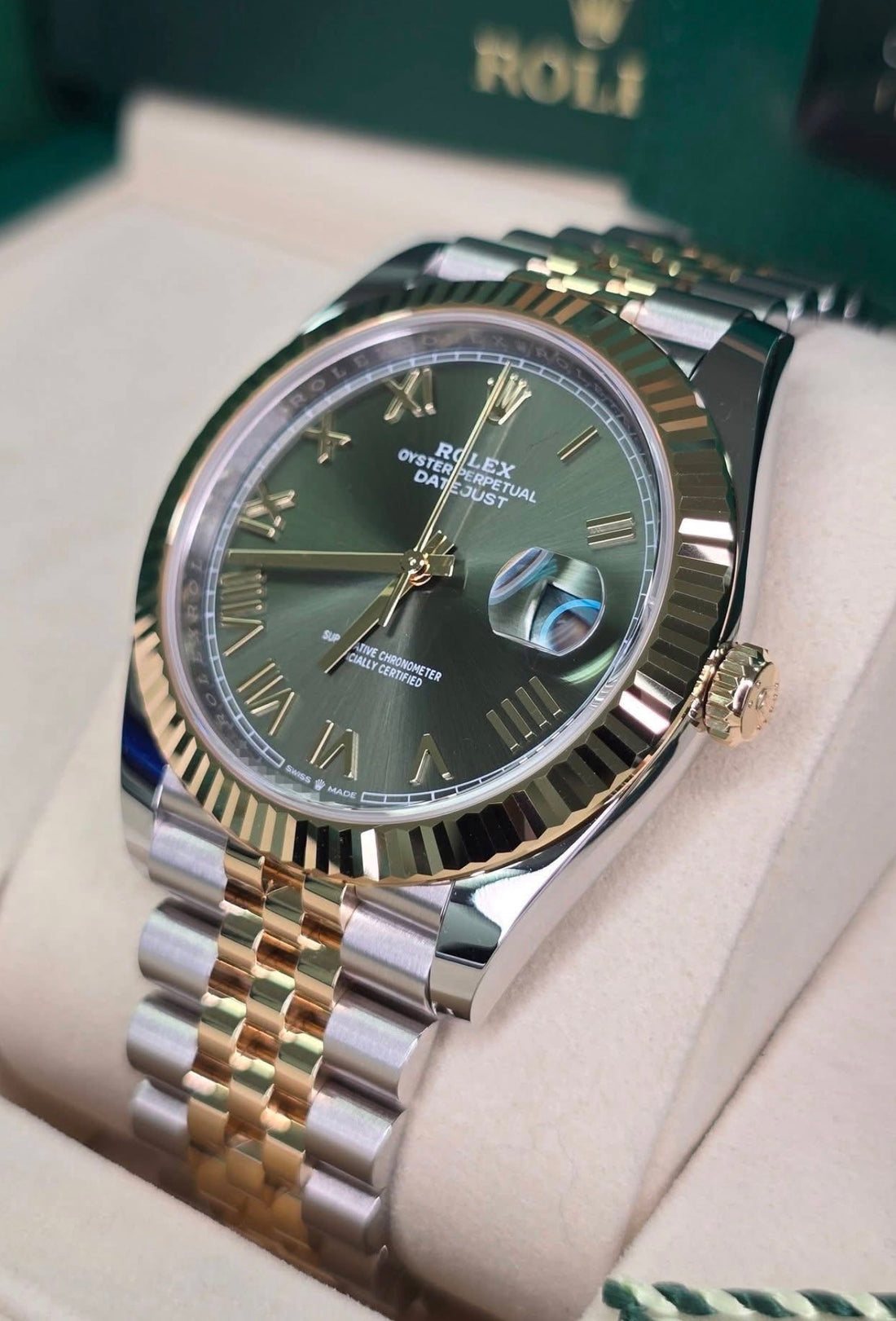 Rolex Datejust 41 GREEN ROMAN DIAL JUBILEE 126333 UNWORN NEW RELEASE 2026
