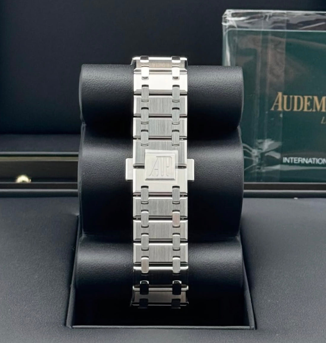 Audemars Piguet Royal Oak Jumbo UNWORN Royal Oak Jumbo 50th Anniversary 16202ST Blue