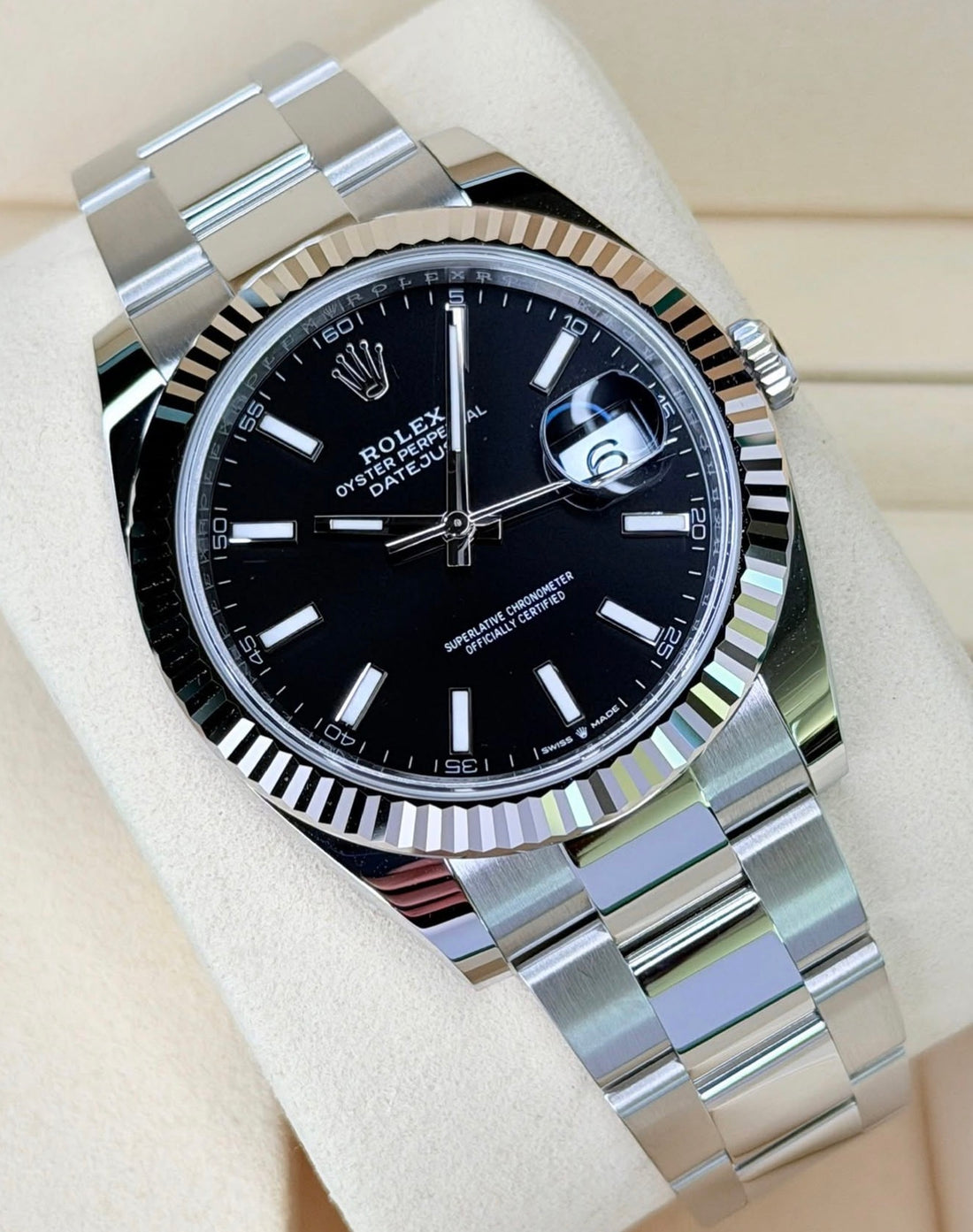 Rolex Datejust 41 BRIGHT BLACK 126334 UNWORN 2025