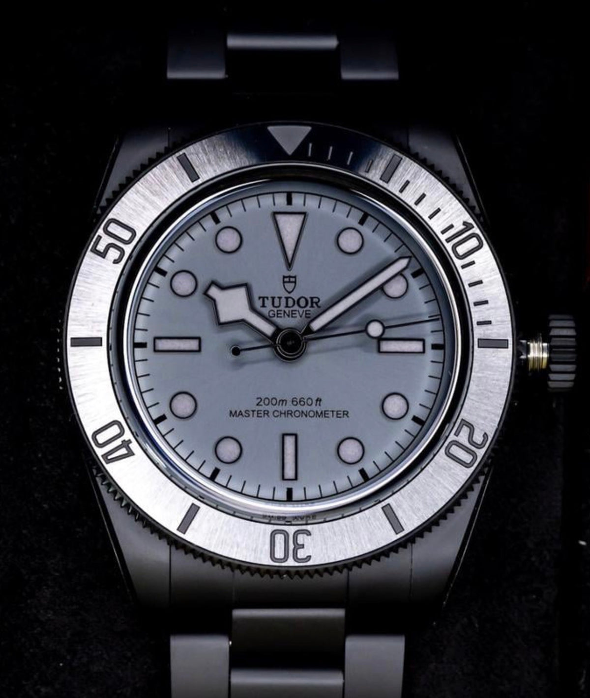 Tudor Black Bay Ceramic M7941A1ACNU-0001 — straight-on dial close-up