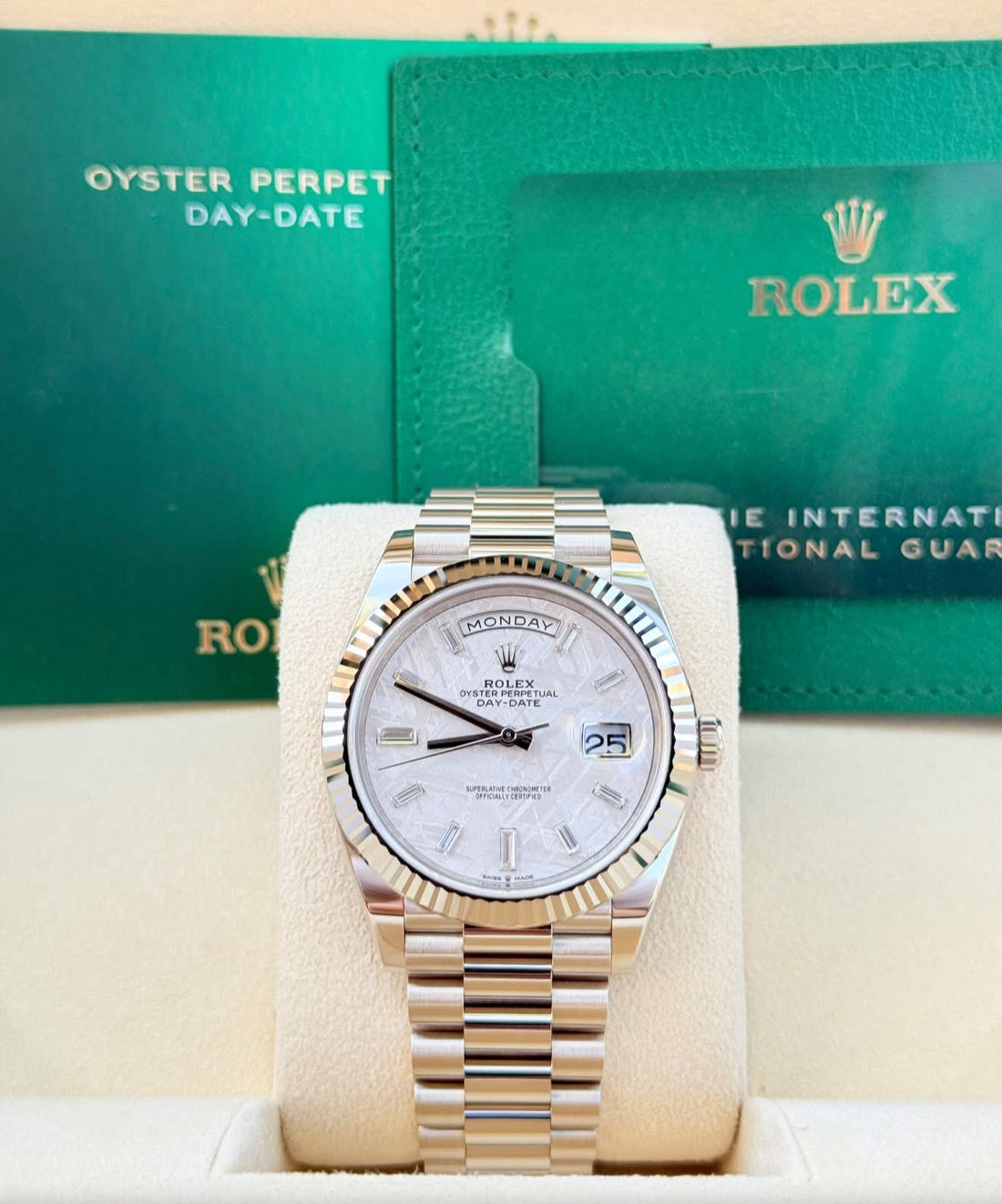 Rolex Day-Date 40 Watch UNWORN 2024 - Fluted Bezel - Meteorite Baguette Diamond Dial - President Bracelet - 228239