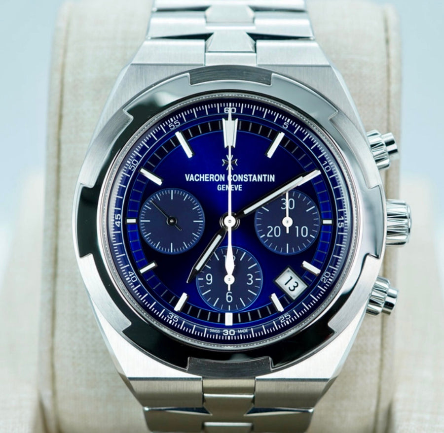 Vacheron Constantin Overseas Chronograph 5520V/210A-B148, gallery photograph 1 of 2