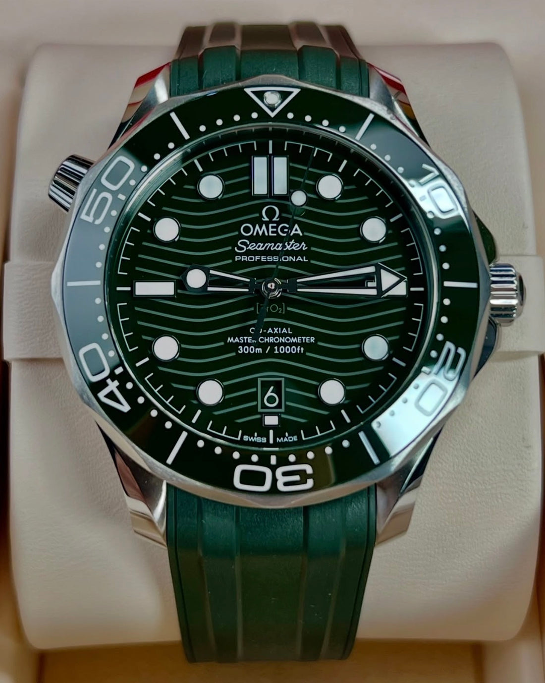 Omega Seamaster Diver 300M Green Dial “Seaweed” 210.32.42.20.10.001 UNWORN 2026 - product image 1 of 9