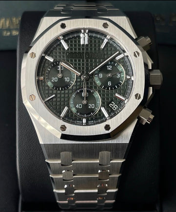 Audemars Piguet Royal Oak Chronograph 26240ST.OO.1320ST.08 Green Dial UNWORN 2025