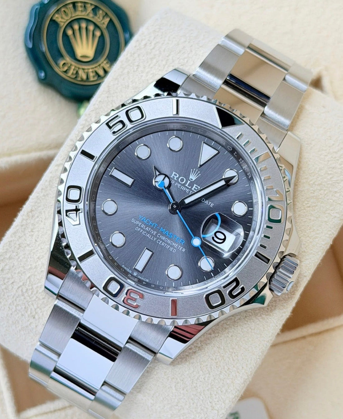 Rolex Yacht-Master 40 ref. 126622 with slate dial, platinum bezel and Oyster bracelet, left three-quarter front view