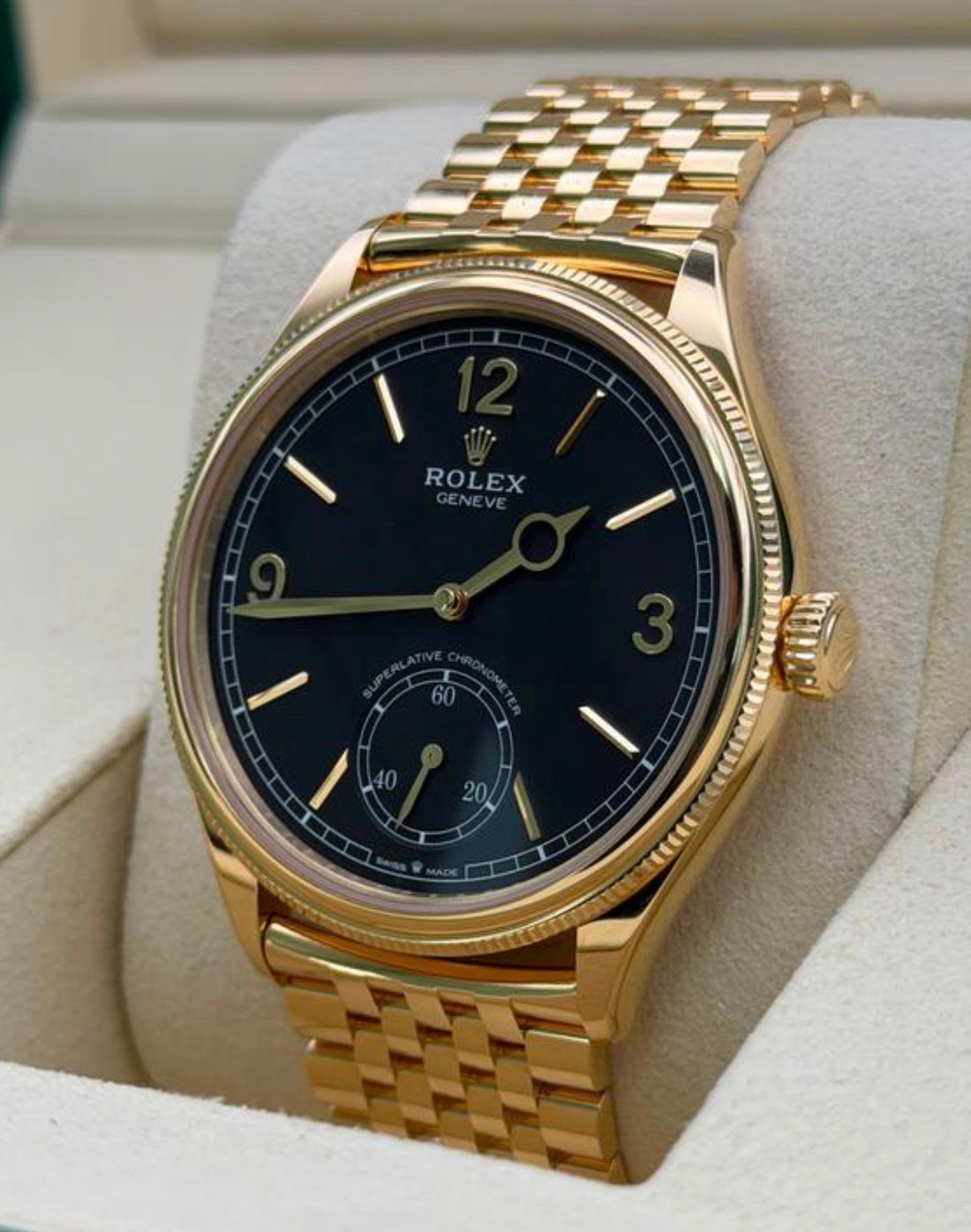 Rolex reference 52508 intense black dial in yellow gold on Settimo bracelet, angled front view