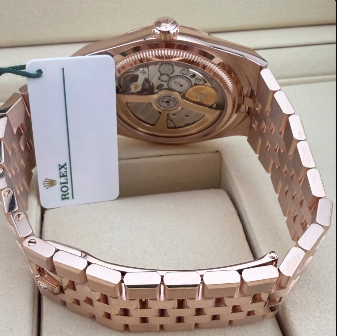 Rolex Land-Dweller 40 Everose Gold Intense White Honeycomb Motif Dial Fluted Bezel Flat Jubilee Bracelet 127335 UNWORN 2026