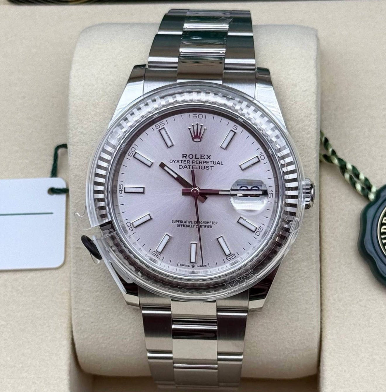 Rolex Datejust 41 NEW 2024 Datejust 41 SILVER DIAL OYSTER 126334