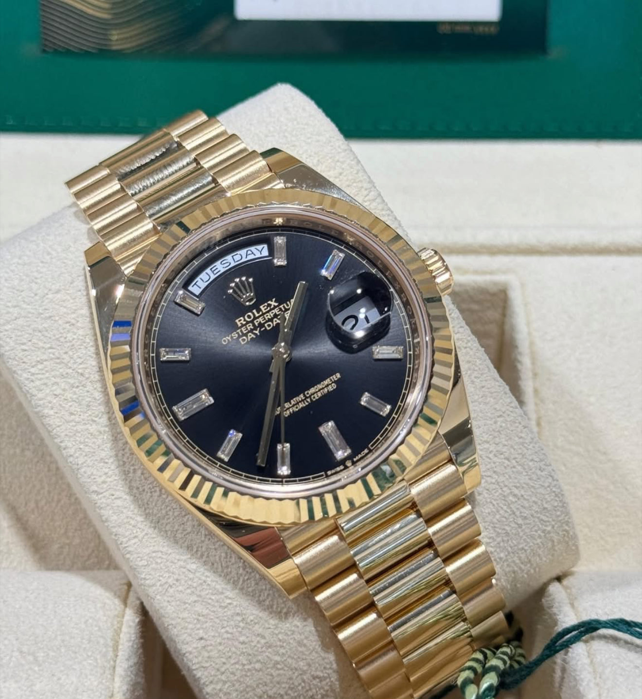 Rolex Day-Date 40 UNWORN 2025 Day-Date 40 BLACK BAGUETTE 228238