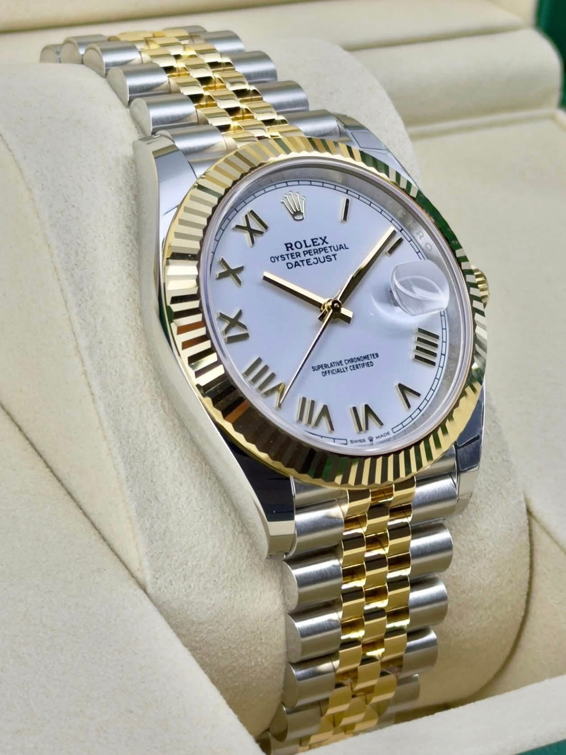 Rolex Datejust 41 WHITE ROMAN DIAL Jubilee 126333 UNWORN 2026