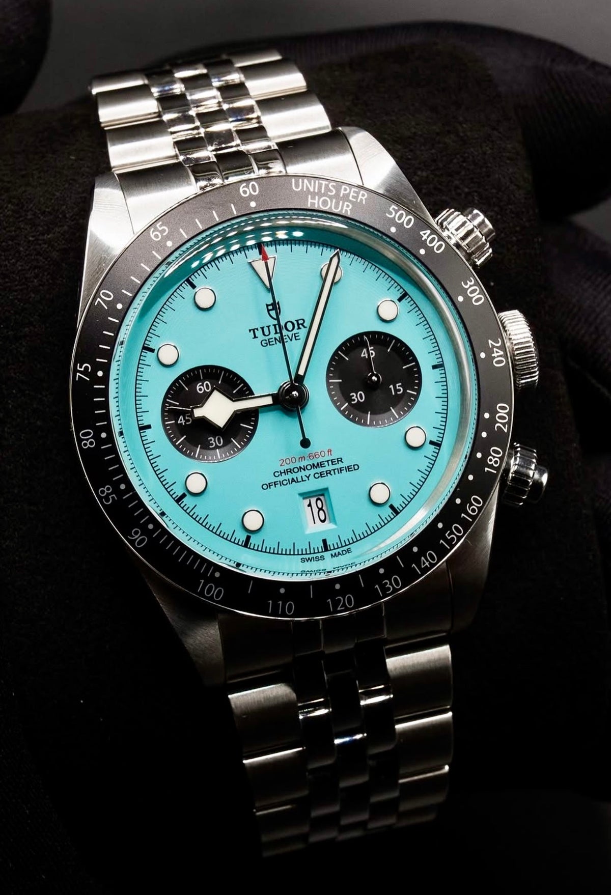 Tudor Black Bay Chrono Flamingo Blue M79360N-0024 three-quarter view with turquoise dial