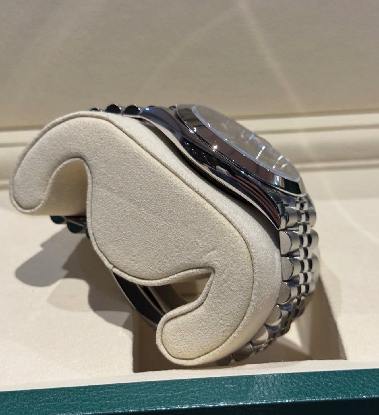 Rolex Datejust 41 Black Dial Jubilee Bracelet 126300