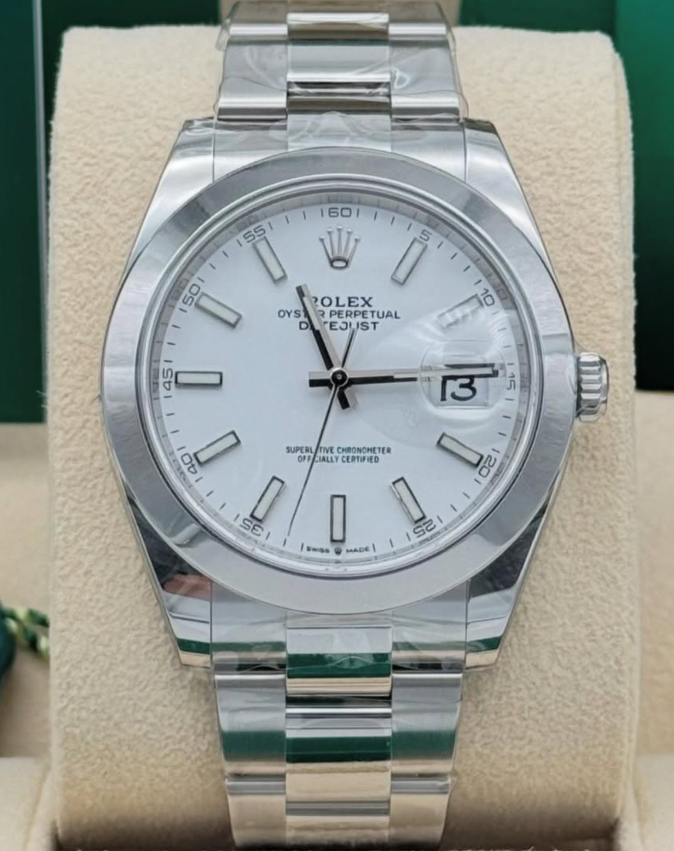 Rolex Datejust 41 UNWORN 2025 Datejust 41 WHITE DIAL 126300