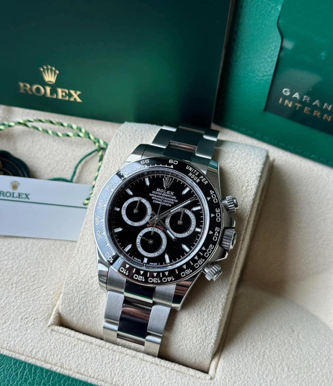 UNWORN 2024 Rolex Cosmograph Daytona 40 126500LN - Black Dial