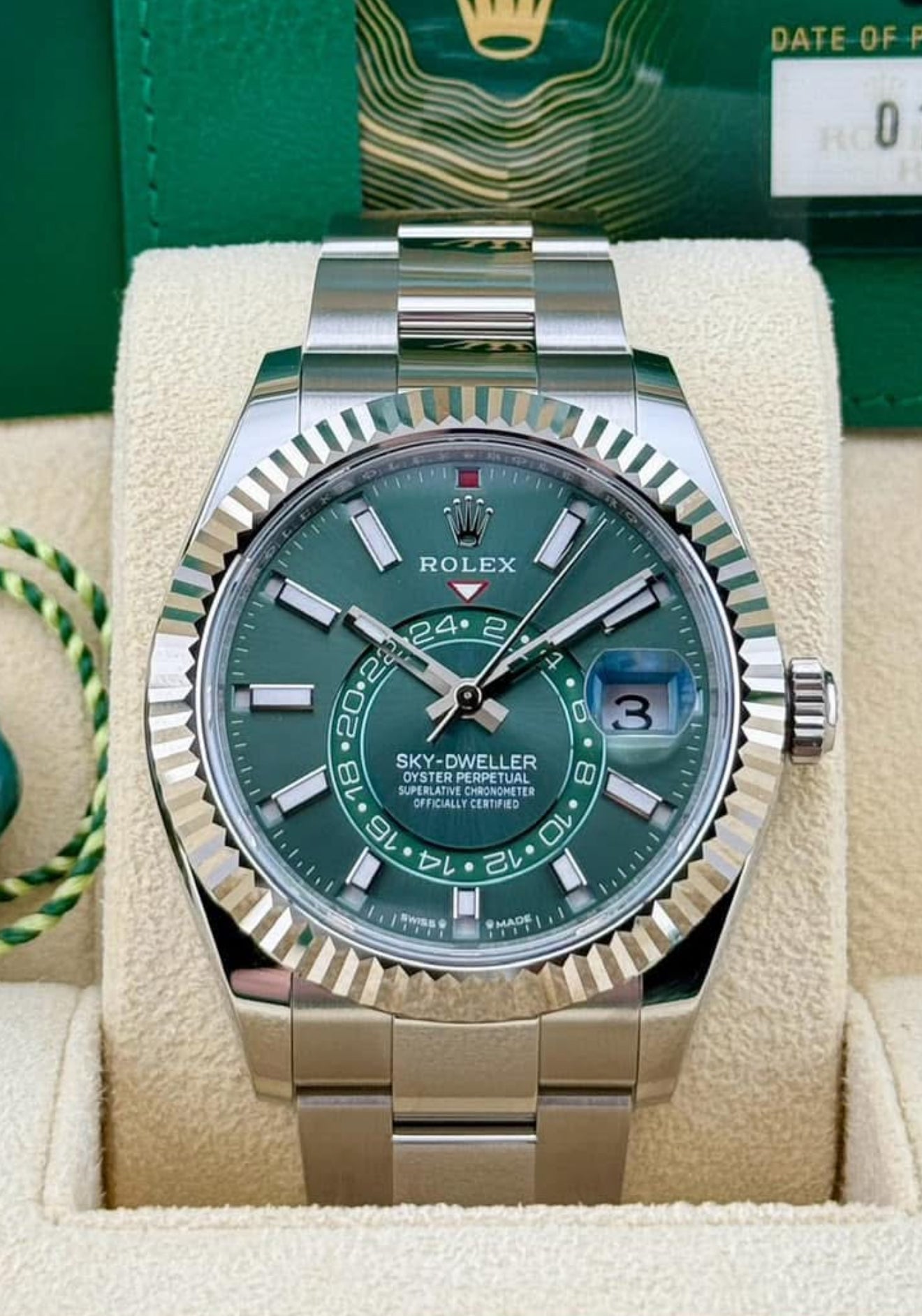 Rolex Sky-Dweller NEW 2024 Sky-Dweller GREEN DIAL OYSTER 336934