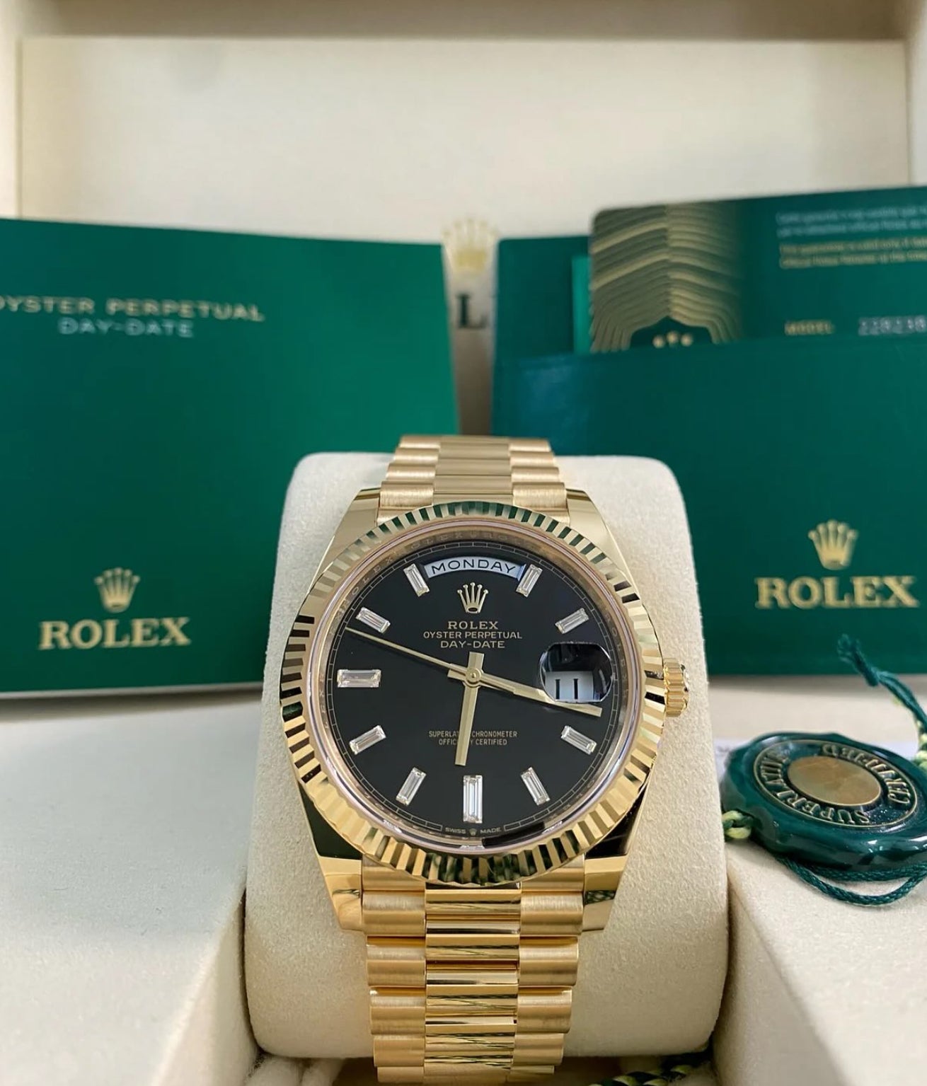 Rolex Day-Date 40 UNWORN 2025 Day-Date 40 BLACK BAGUETTE 228238