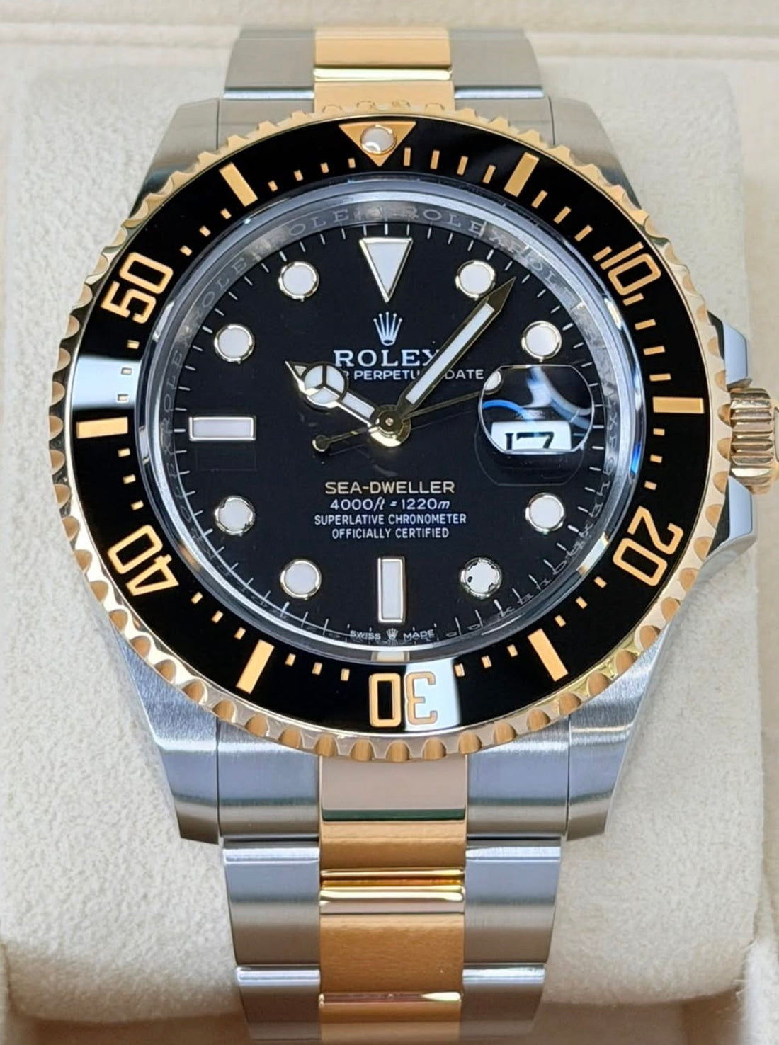 Rolex Sea-Dweller UNWORN 2025 Sea-Dweller 126603