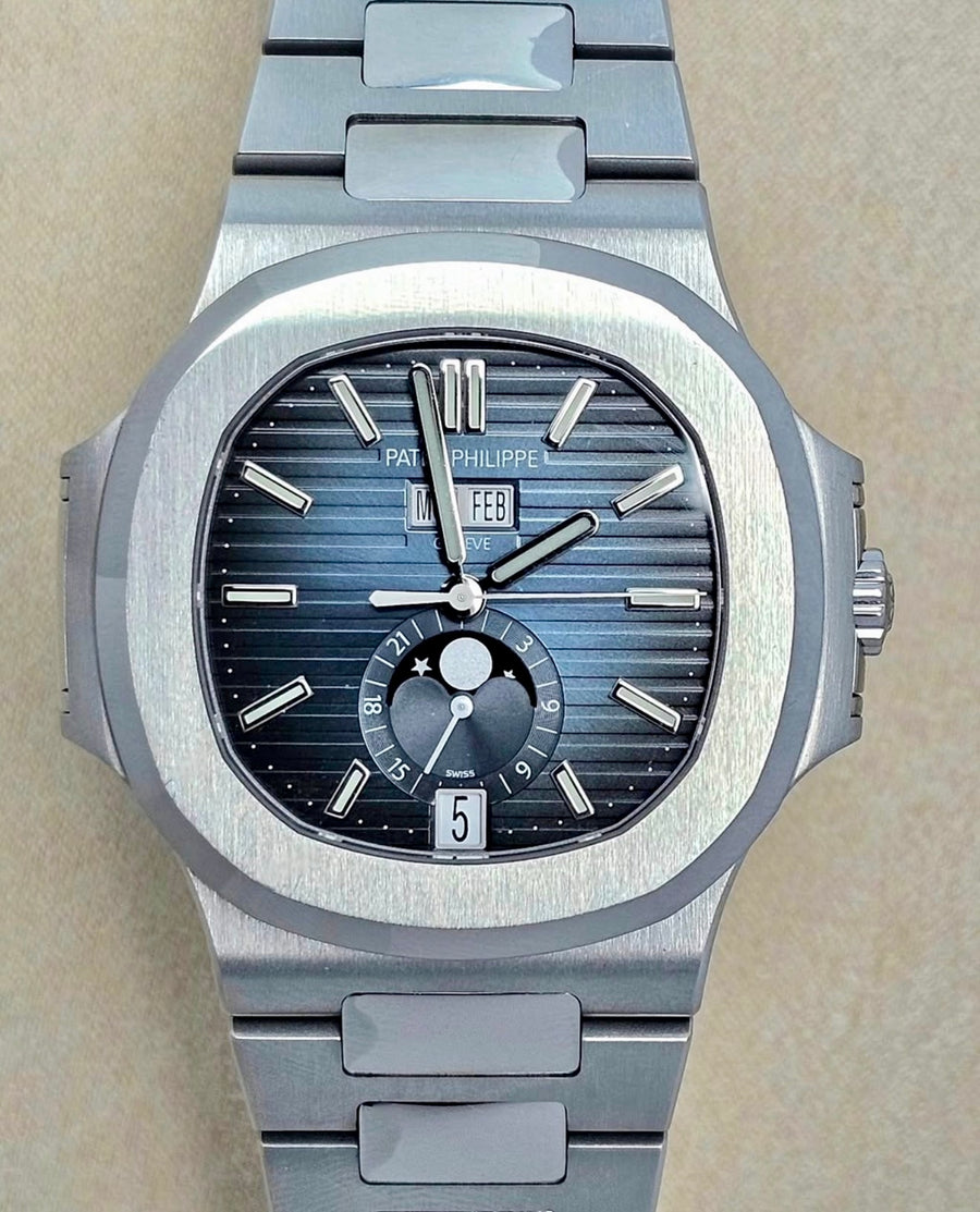 Patek Philippe Nautilus Annual Calendar Moon Phases Blue-Gray Dial 5726/1A-014 Unworn